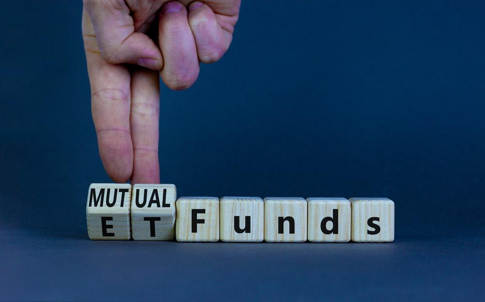 Gold ETF vs Gold Mutual Fund: Which One Is Better?